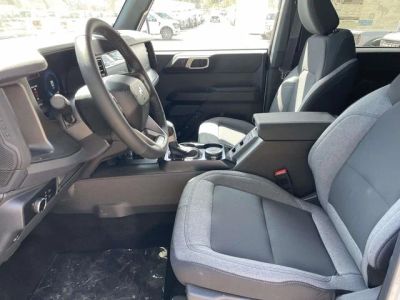 2026 Ford Bronco — photo 13 view