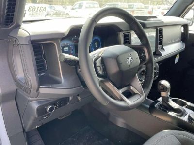 2026 Ford Bronco — photo 14 view