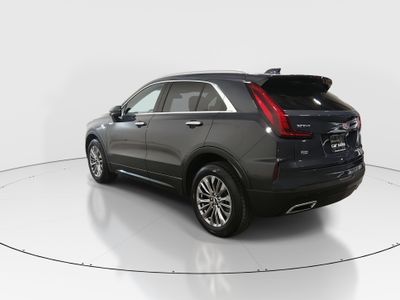 2025 Cadillac XT4 — detail view