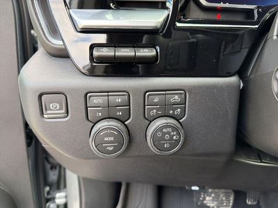 2026 Chevrolet Silverado 1500 — photo 21 view
