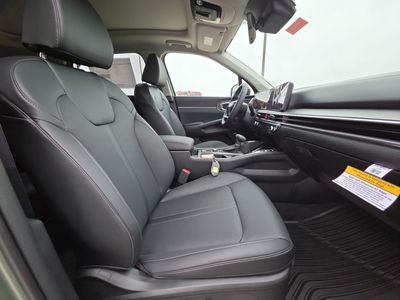 2026 Kia Sorento — photo 15 view