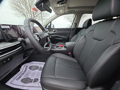 2026 Kia Sorento — photo 9 view
