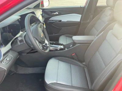 2026 Chevrolet Trax — photo 10 view