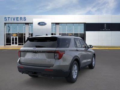 2026 Ford Explorer — photo 8 view