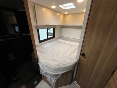 2027 Thor Motor Coach CHATEAU — photo 17 view