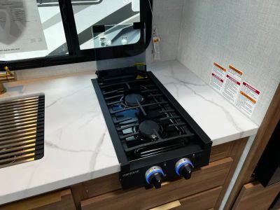 2027 Thor Motor Coach CHATEAU — photo 7 view