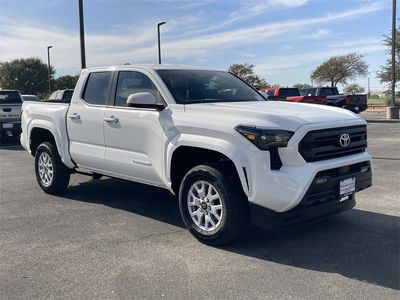 2026 Toyota Tacoma - Photo 3