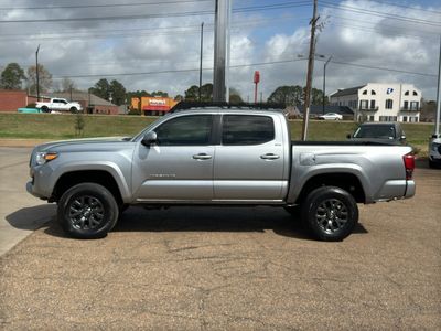 2023 Toyota Tacoma - Photo 4