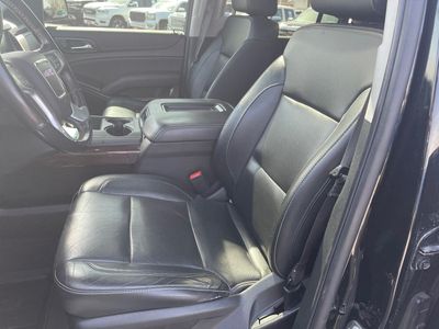 2019 GMC Yukon XL — photo 9 view