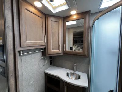 2021 Thor Motor Coach OMNI - Photo 26