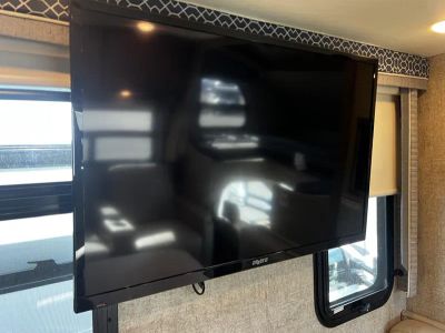2021 Thor Motor Coach OMNI - Photo 12