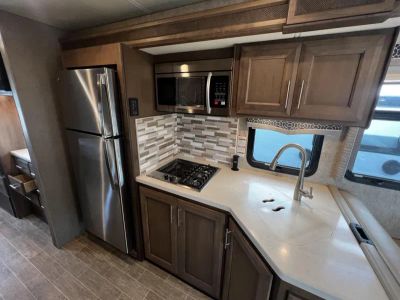 2021 Thor Motor Coach OMNI - Photo 6