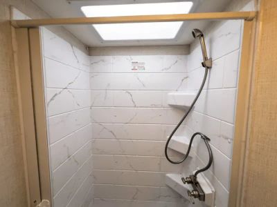 2027 Thor Motor Coach CHATEAU — photo 17 view