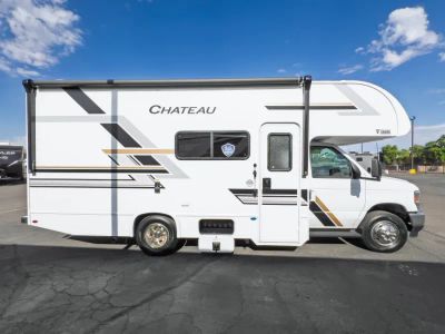 2027 Thor Motor Coach CHATEAU — photo 19 view
