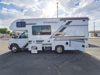 2027 Thor Motor Coach CHATEAU — photo 22 view