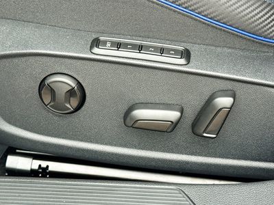 2026 Volkswagen Golf R - Photo 24