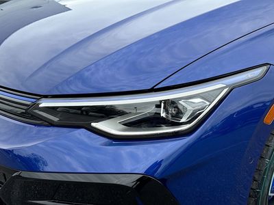 2026 Volkswagen Golf R - Photo 9