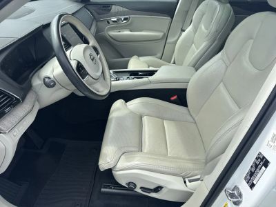 2022 Volvo XC90 Recharge Plug-In Hybrid - Photo 9