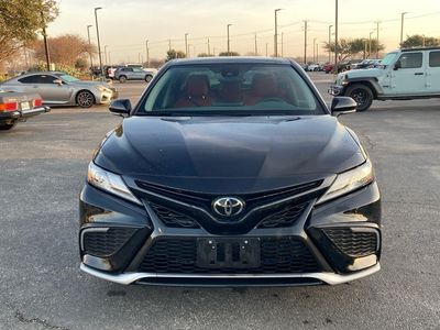 2022 Toyota Camry - Photo 2