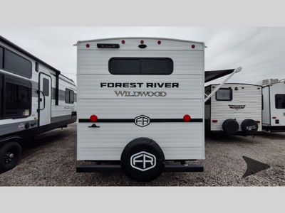 2025 Forest River RV Wildwood - Photo 9