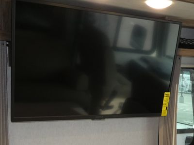 2025 Winnebago Sunstar - Photo 14