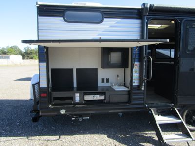 2022 Forest River Cherokee Patriot Edition - Photo 6