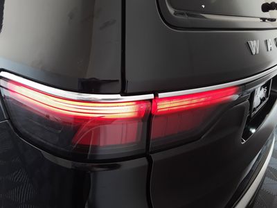 2023 Jeep Wagoneer L - Photo 27