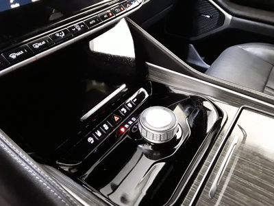 2023 Jeep Wagoneer L - Photo 23