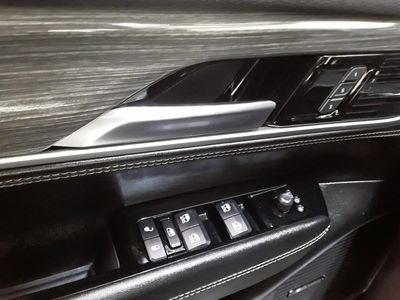 2023 Jeep Wagoneer L - Photo 25