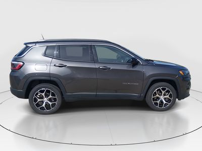 2024 Jeep Compass - Photo 8