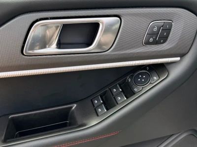 2025 Ford Explorer - Photo 23