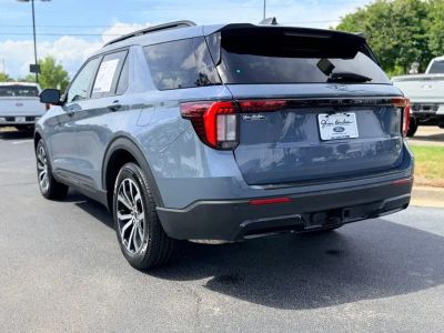 2025 Ford Explorer - Photo 6
