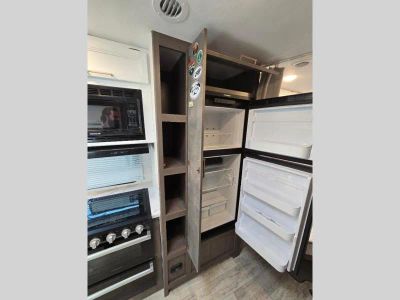 2024 Thor Motor Coach Chateau - Photo 10
