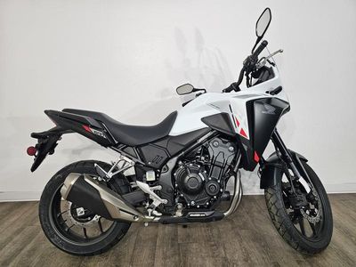 2025 Honda NX500 - Photo 4