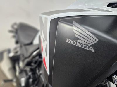 2025 Honda NX500 - Photo 11