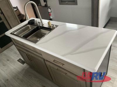 2025 Keystone RV Montana - Photo 15