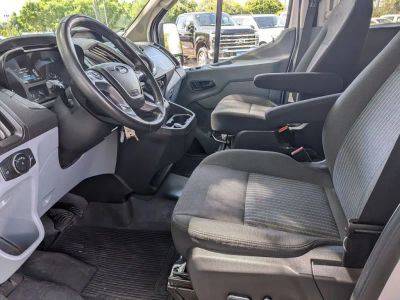 2019 Ford Transit-150 - Photo 12