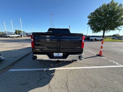 2022 Chevrolet Silverado 1500 — interior view