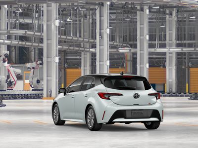 2026 Toyota Corolla Hatchback - Photo 7