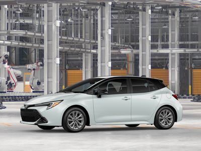 2026 Toyota Corolla Hatchback - Photo 3