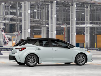 2026 Toyota Corolla Hatchback - Photo 11