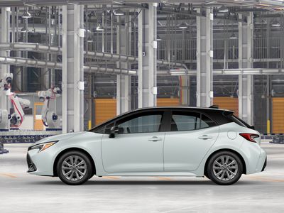 2026 Toyota Corolla Hatchback - Photo 4