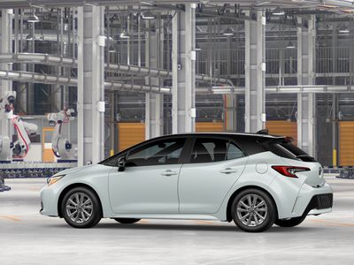 2026 Toyota Corolla Hatchback - Photo 5