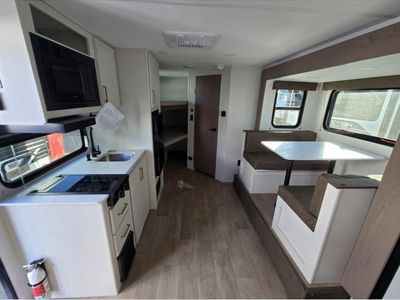 2026 Grand Design Transcend One - Photo 8