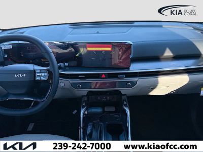 2026 Kia Sorento — photo 18 view