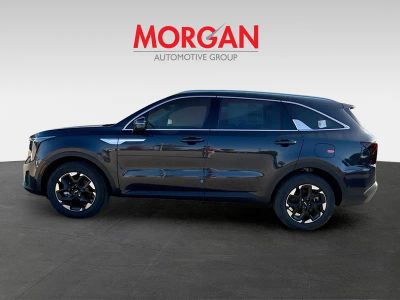 2026 Kia Sorento — side profile view