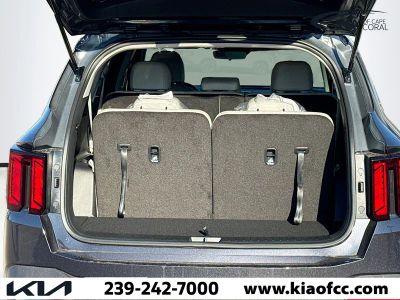2026 Kia Sorento — photo 11 view