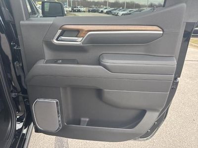 2026 Chevrolet Silverado 1500 — photo 11 view