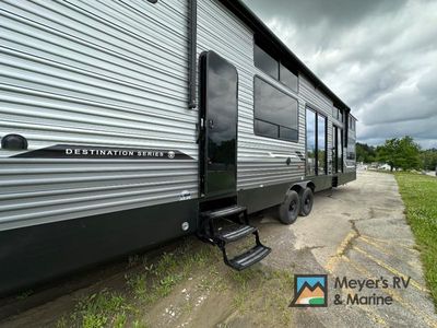 2025 Coachmen RV Catalina Destination Series - Photo 4