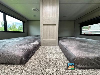 2025 Coachmen RV Catalina Destination Series - Photo 12